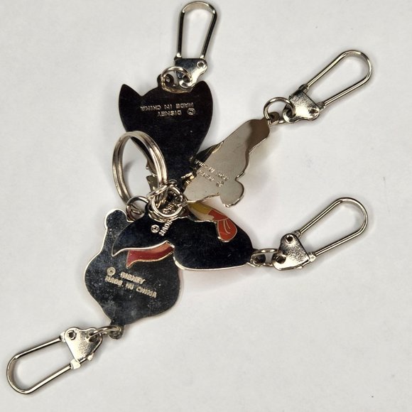 Vintage Enamel Disney Winnie The Pooh & Friends Keyring Charms Keychain - Picture 3 of 3